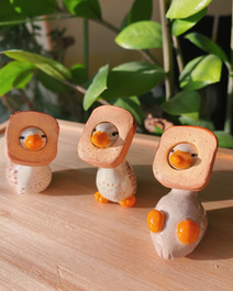 Duck Carrying Bread Model